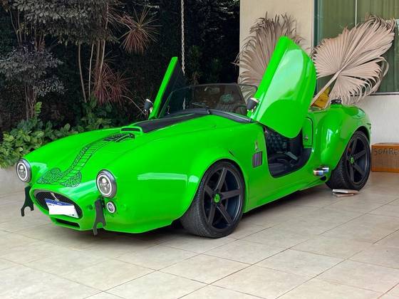 SHELBY COBRA 4.8 V8 RÉPLICA GASOLINA 2P MANUAL